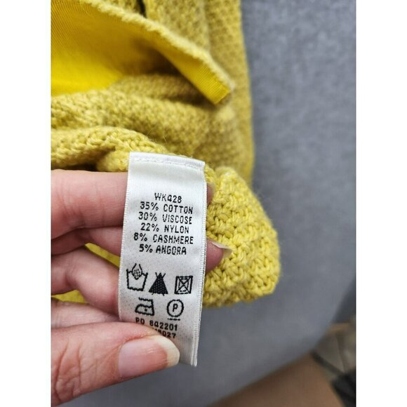 Retro Yellow Boden Knit Cardigan With Button Closure & 3/4 Sleeves - Picture 3 of 4